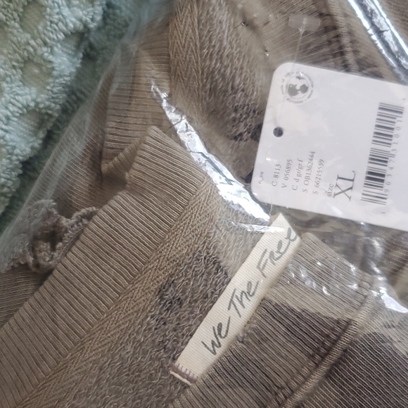 NWT FREE PEOPLE CAMDEN Dolphin Gray OVERSIZED PULLOVER Sweatshirt - Picture 6 of 9